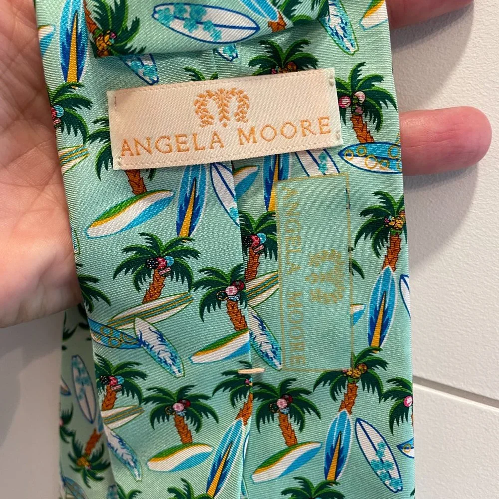 Angela Moore Surf's Up Men's Tie - Picture 3 of 5